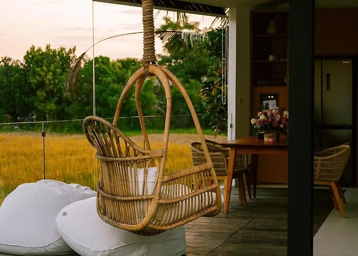 Ando House Modern 2br Fast Wi-fi Private Pool Center Villa Ubud