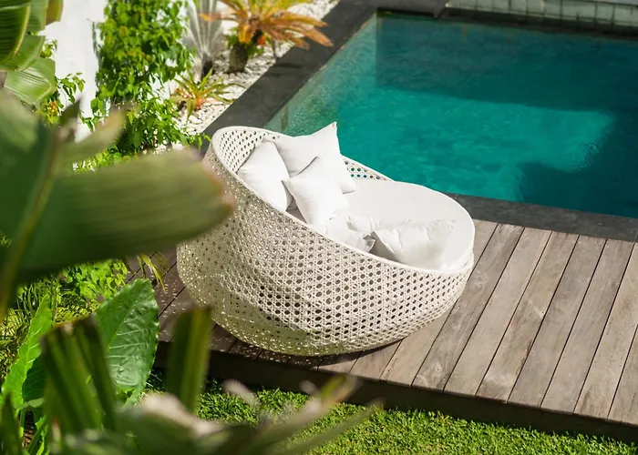Ando House Modern 2br Fast Wi-fi Private Pool Center