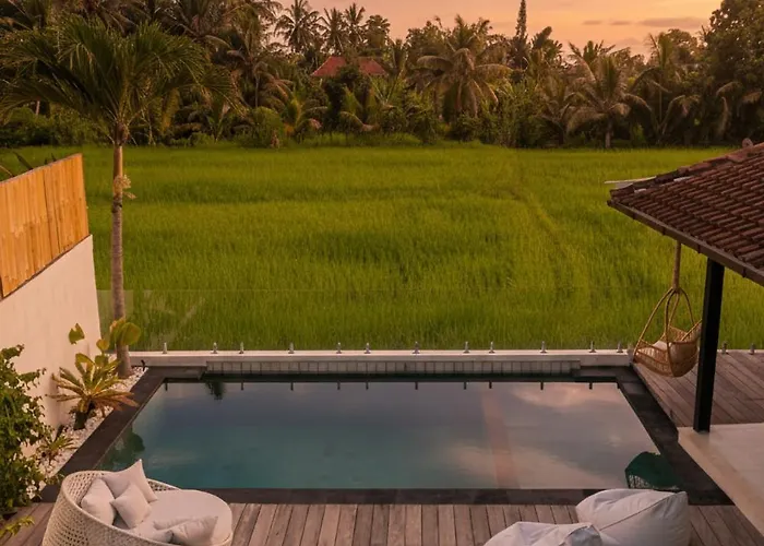 Ando House Modern 2br Fast Wi-fi Private Pool Center